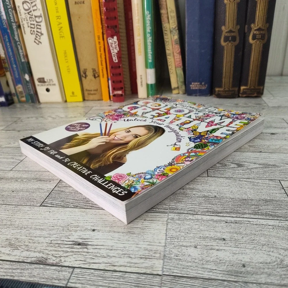 Color Me Creative Kristina Webb‎ 2015 First Edition Softcover Art Challenge Book